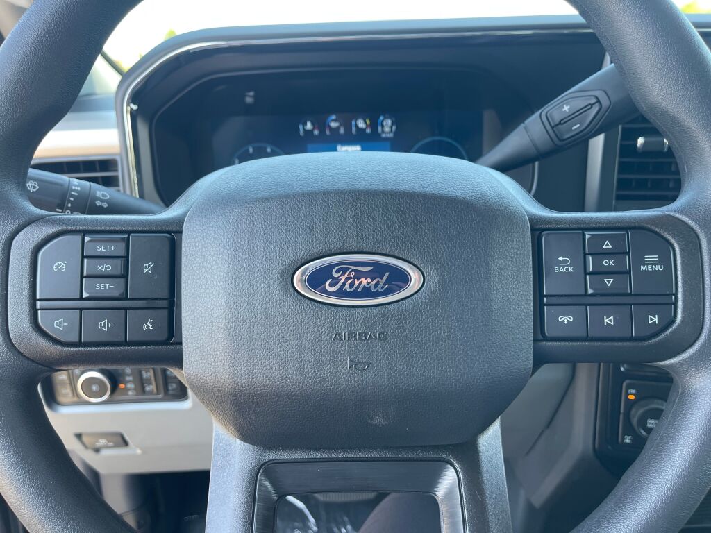 2026 Ford F-250 XLT photo 10