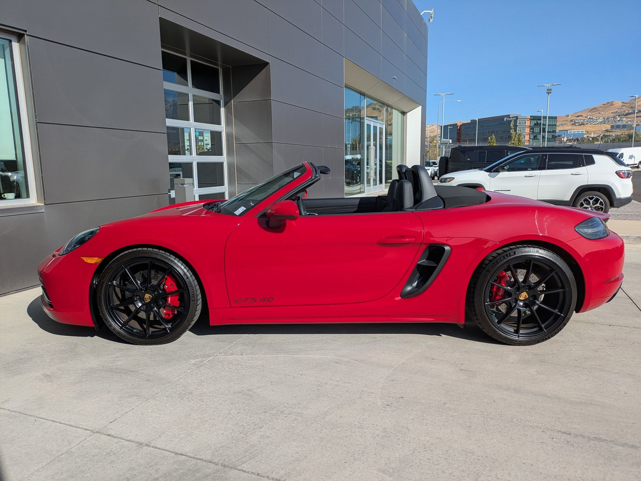 2025 Porsche Boxster GTS 4.0 photo 11