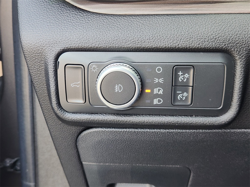 2021 Ford Explorer Limited photo 16