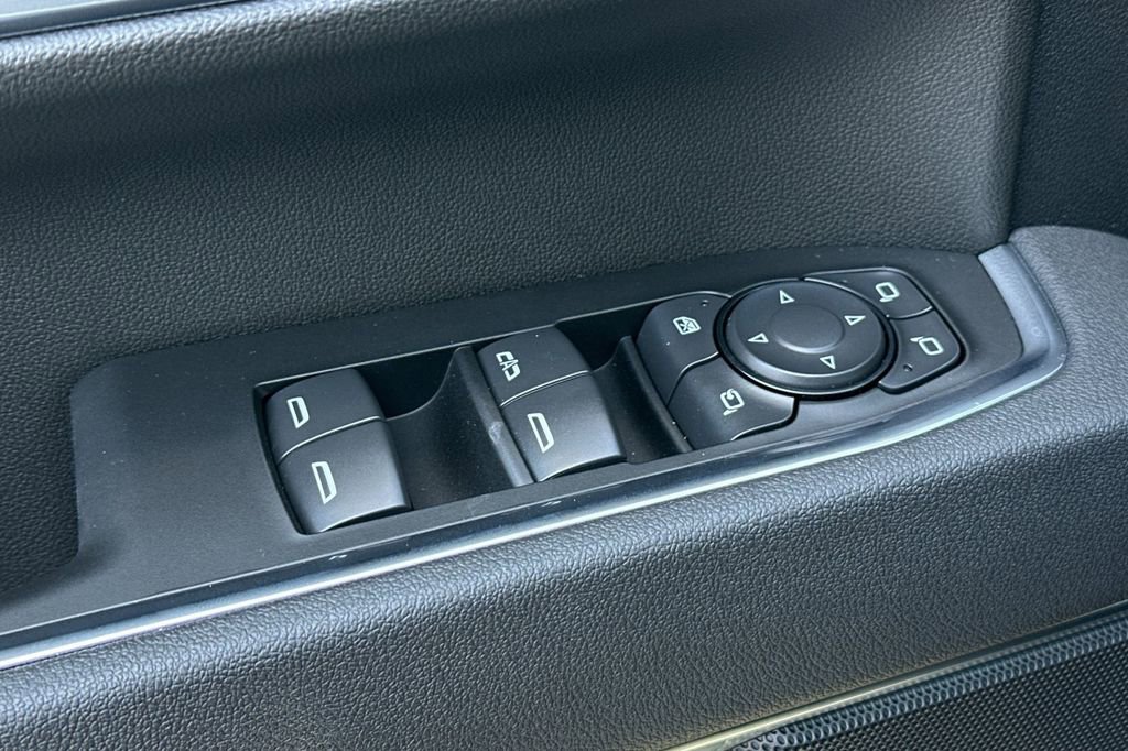 2026 Chevrolet Silverado 2500HD LT photo 12