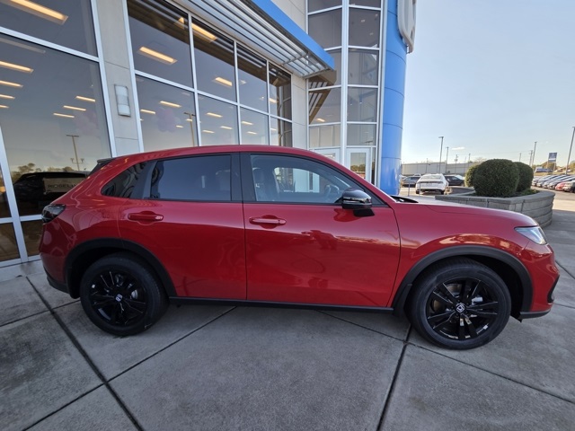 2026 Honda HR-V Sport photo 4