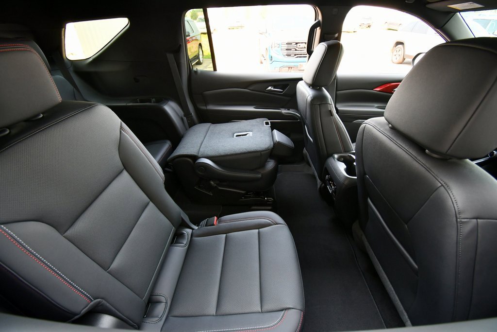 2026 Chevrolet Traverse Z71 photo 12