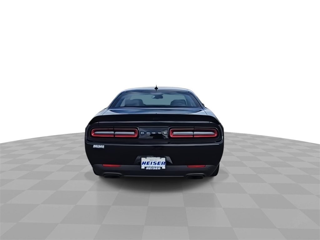 2023 Dodge Challenger R/T Scat Pack Widebody photo 7