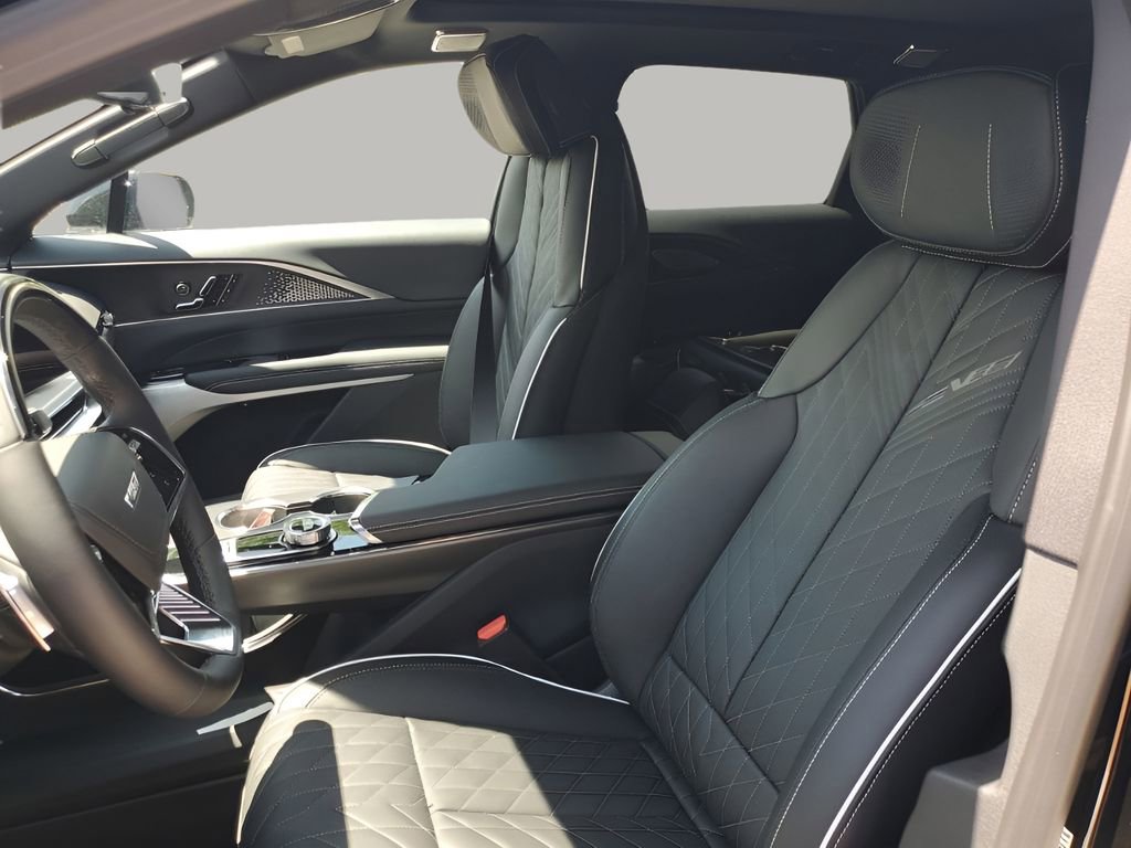 2026 Cadillac Lyriq photo 28
