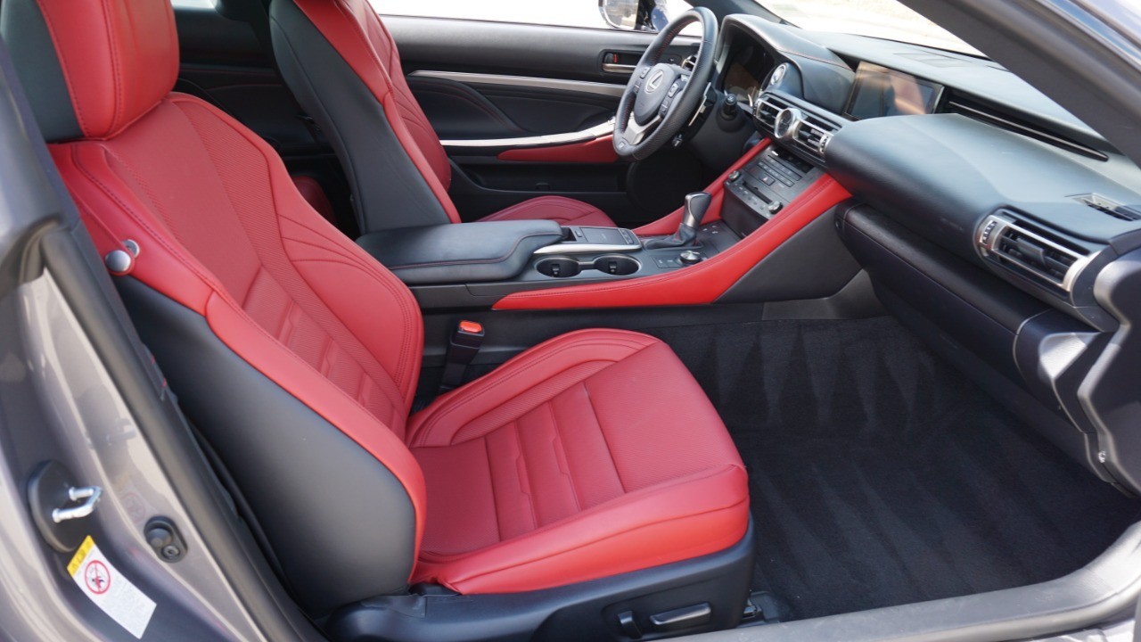 2019 Lexus RC 300 photo 15