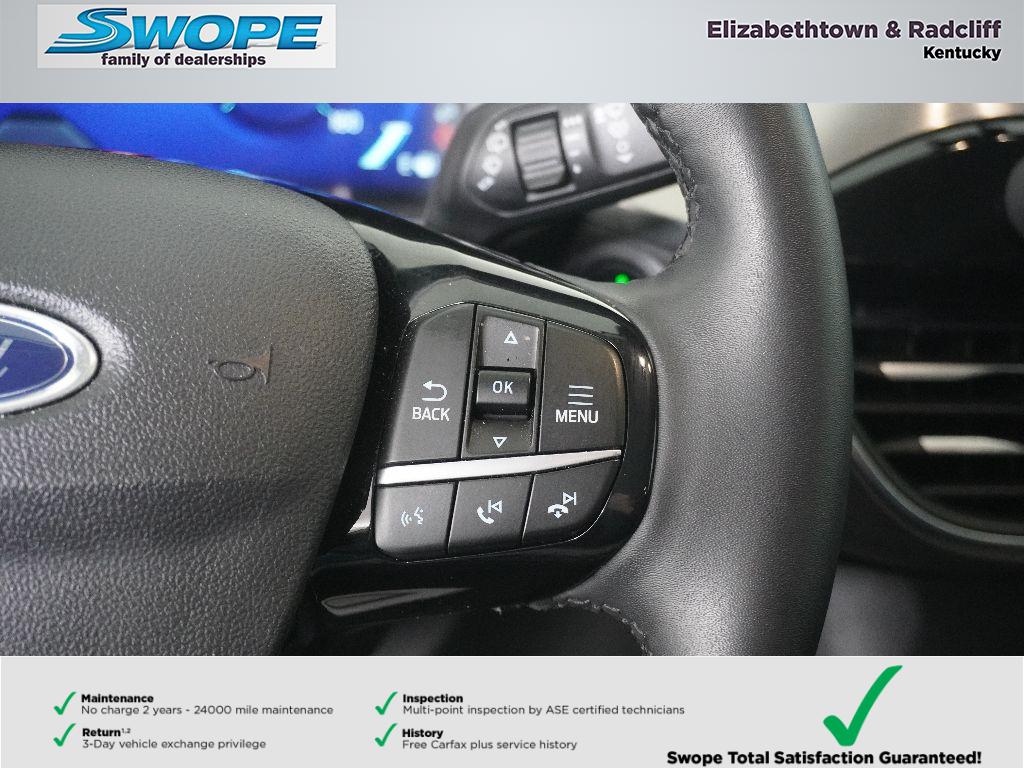 2022 Ford Escape Titanium Plug-In Hybrid photo 11