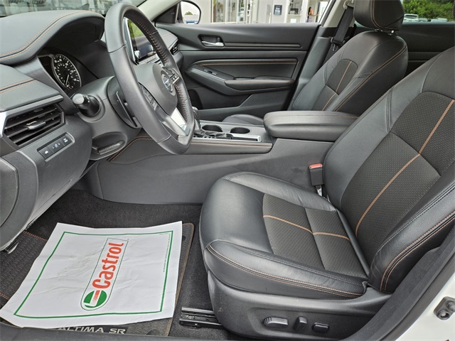 2022 Nissan Altima 2.5 SR photo 8