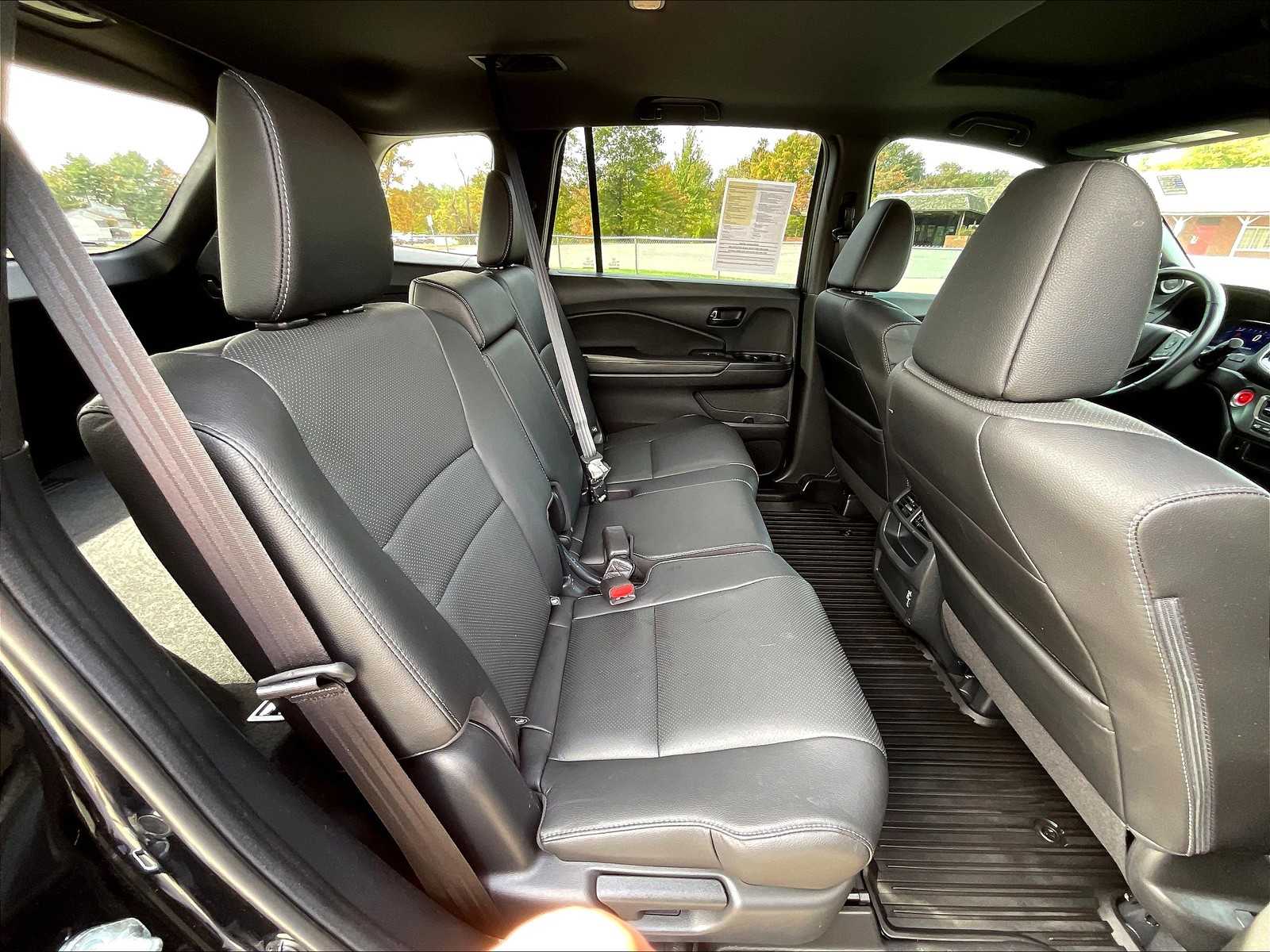 2022 Honda Passport EX-L photo 15