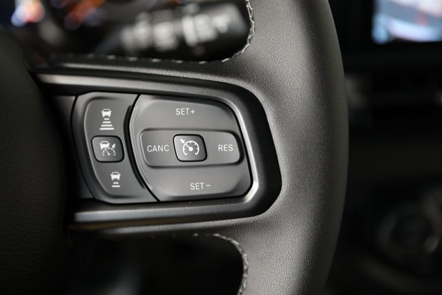 2025 Jeep Wrangler Rubicon photo 5