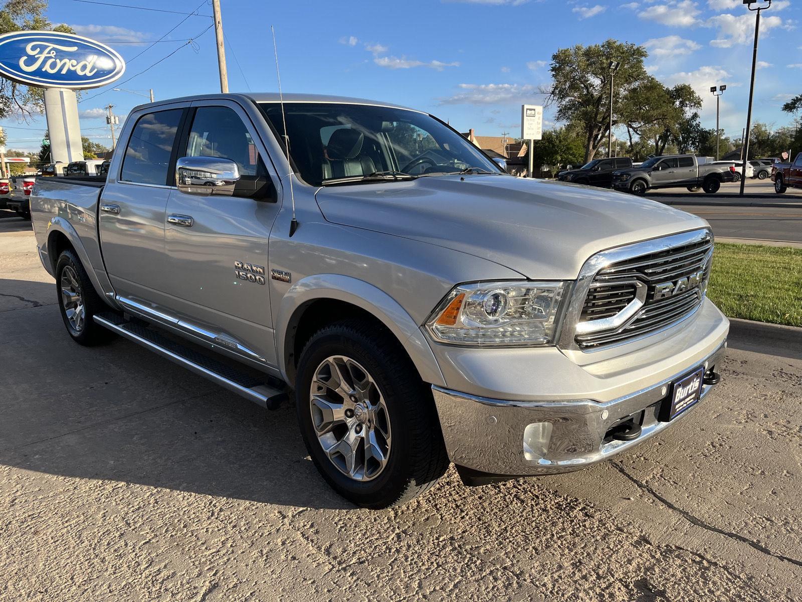 2018 Ram 1500 Limited photo 4