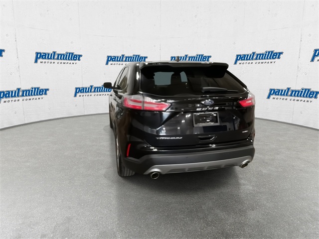 2022 Ford Edge Sport Titanium photo 9