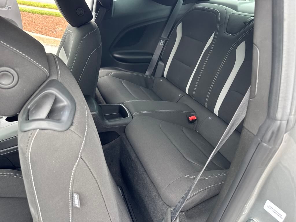 2024 Chevrolet Camaro 1LT photo 11