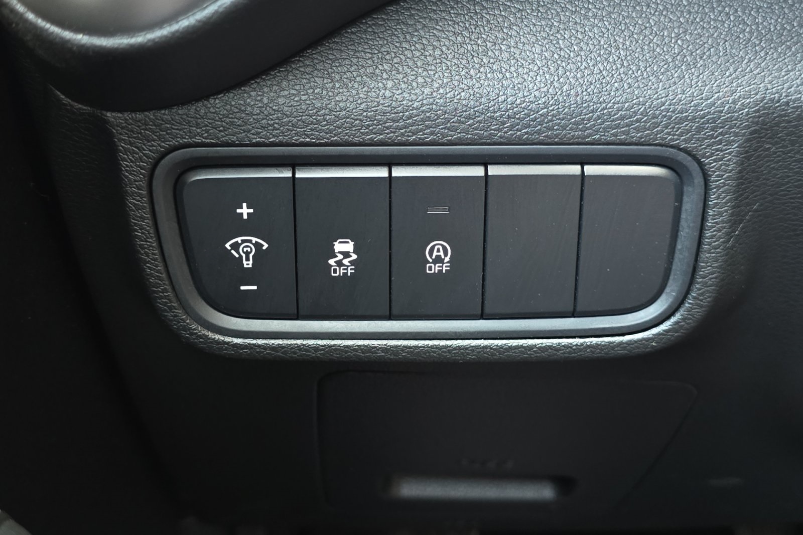 2024 Kia Soul LX S photo 28