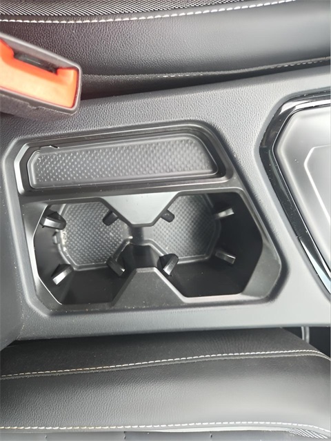 2024 Volkswagen Taos SE photo 16