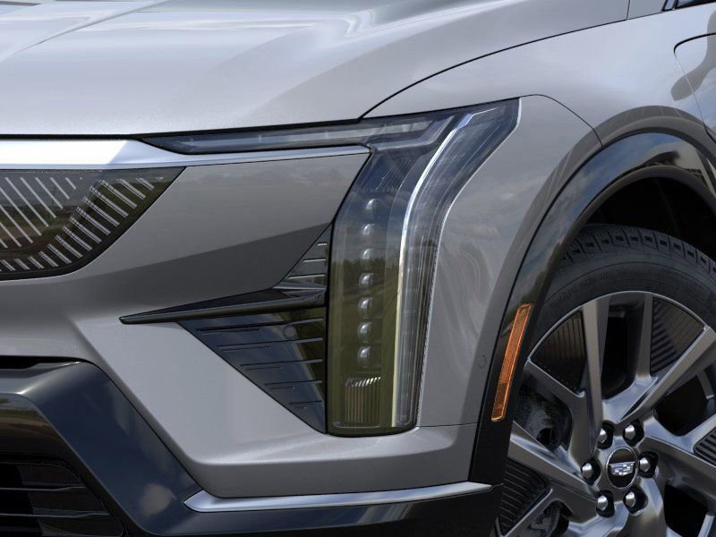 2025 Cadillac Optiq Luxury photo 7