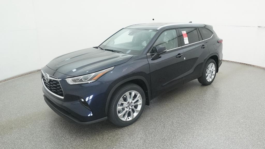 2026 Toyota Highlander Limited's photo