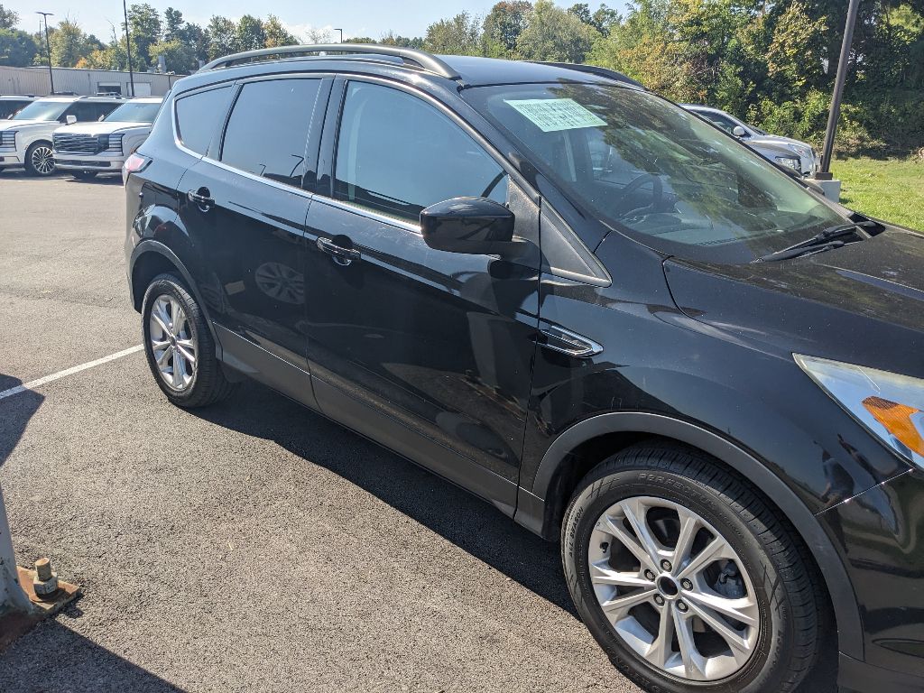 2018 Ford Escape SE photo 3