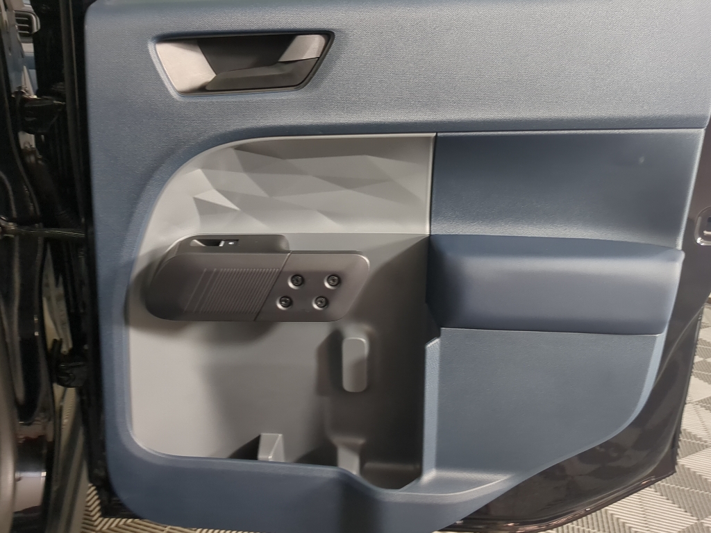 2024 Ford Maverick Lariat photo 17