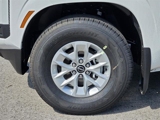 2026 Nissan Frontier Crew Cab S photo 6