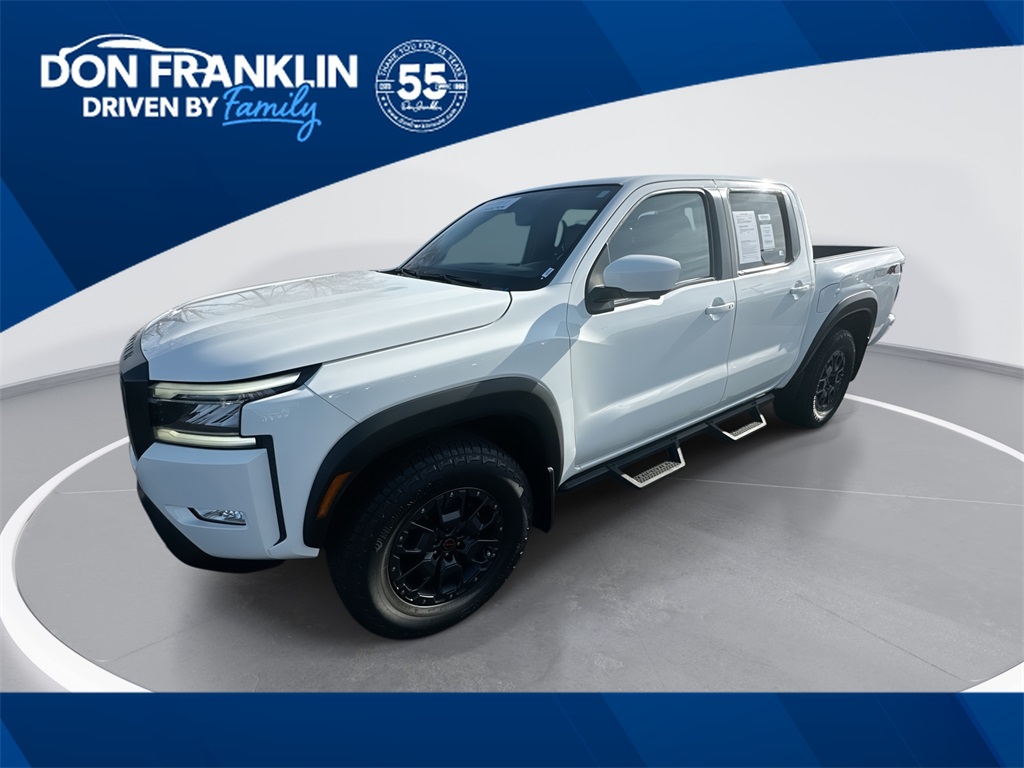 2022 Nissan Frontier PRO-4X's photo