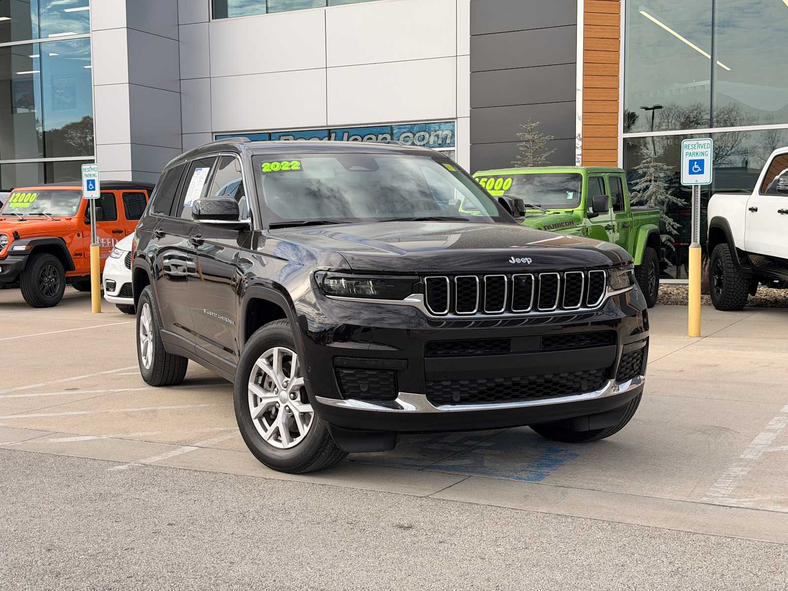 Used 2022 Jeep Grand Cherokee L Limited with VIN 1C4RJKBGXN8581056 for sale in Kansas City