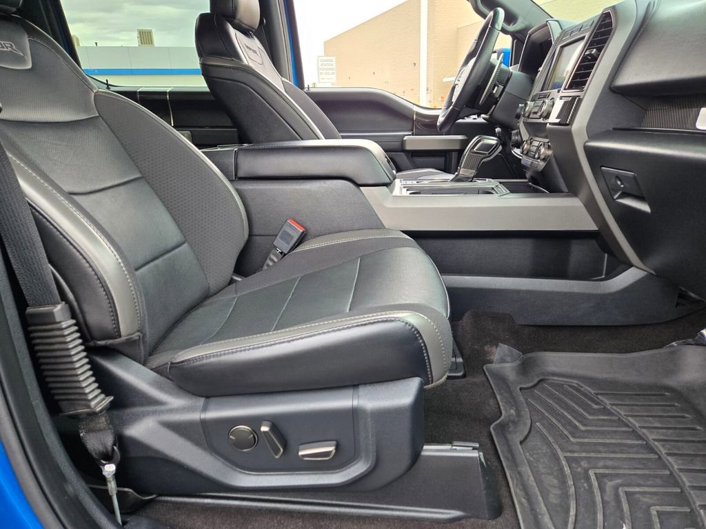 2020 Ford F-150 Raptor photo 15