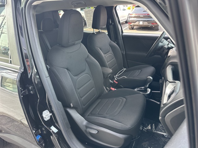 2021 Jeep Renegade Latitude photo 33