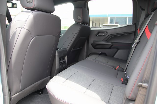 2025 Chevrolet Colorado Z71 photo 11