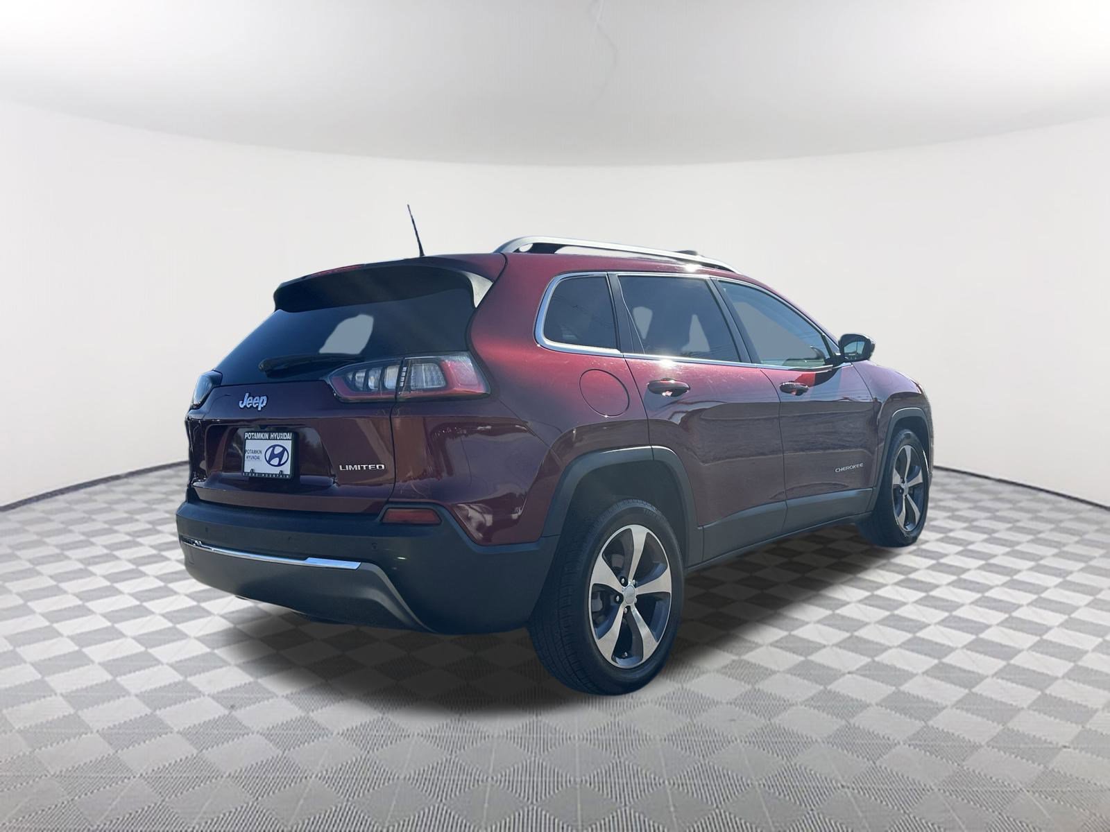 2019 Jeep Cherokee Limited photo 4