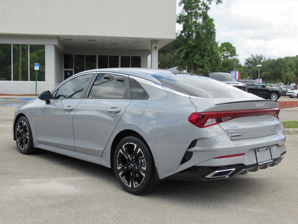 2022 Kia K5 GT-Line photo 4