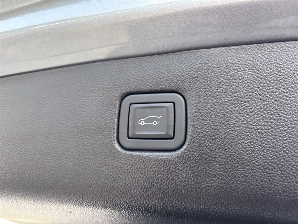2025 Chevrolet Blazer 2LT photo 18