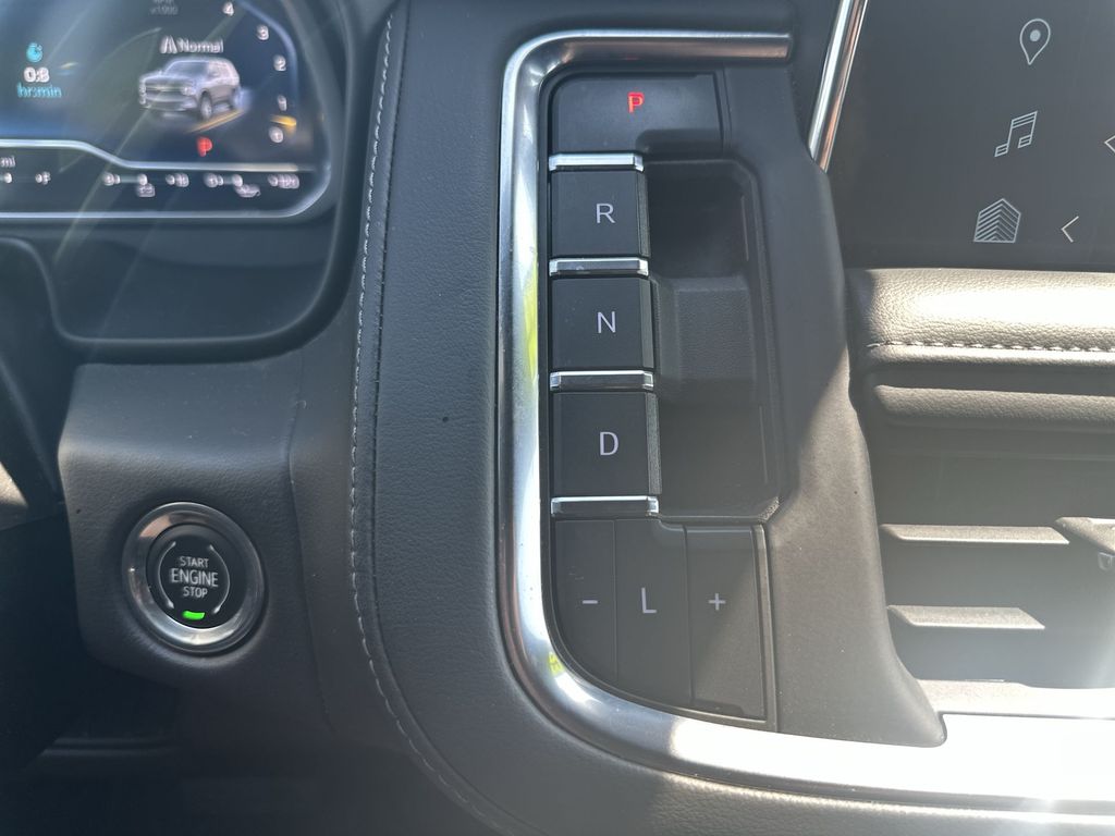 2023 Chevrolet Tahoe LT photo 28