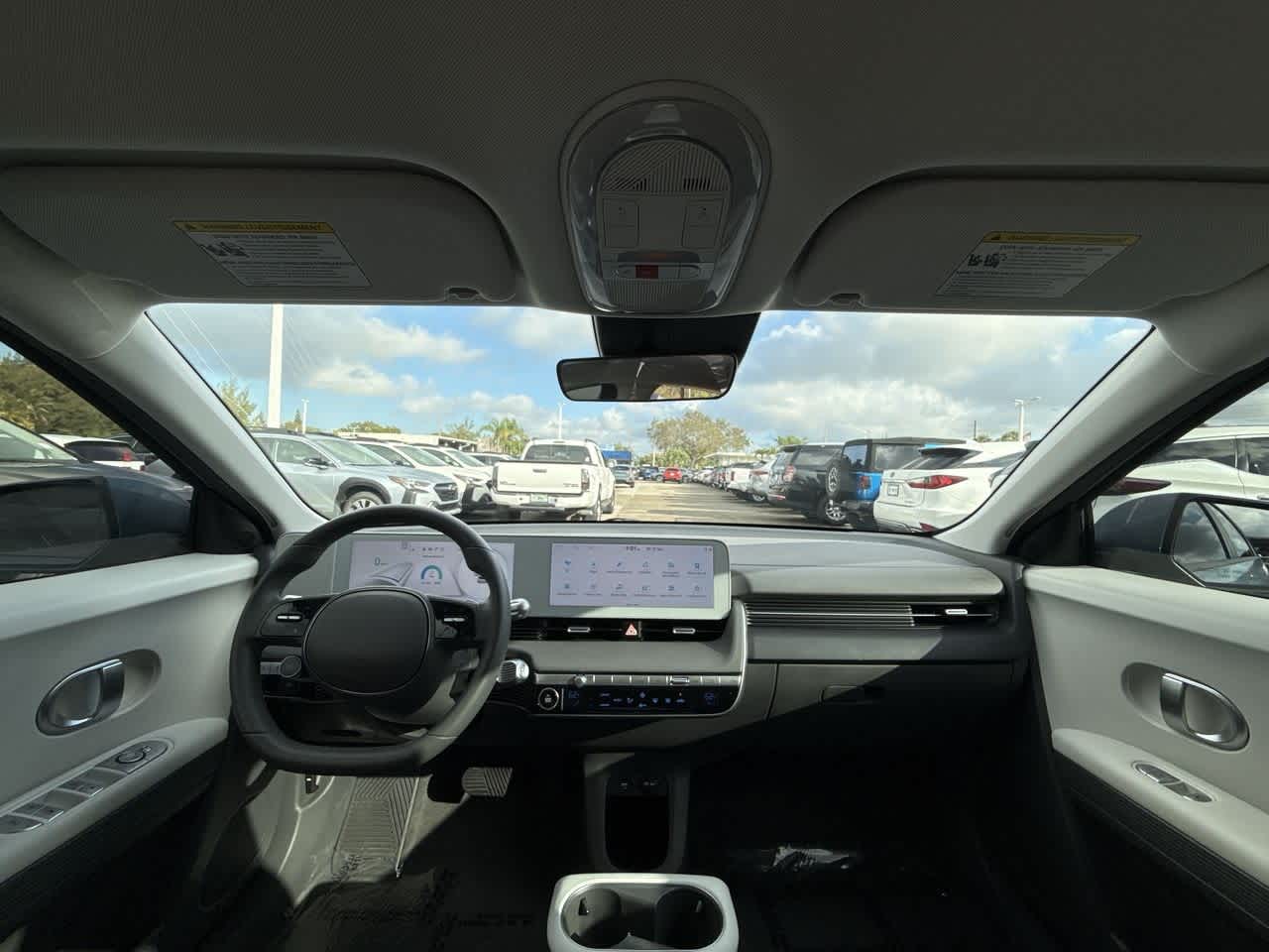2024 Hyundai Ioniq 5 SE photo 28