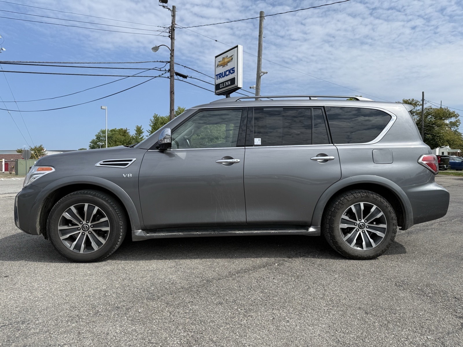 2020 Nissan Armada SL photo 3