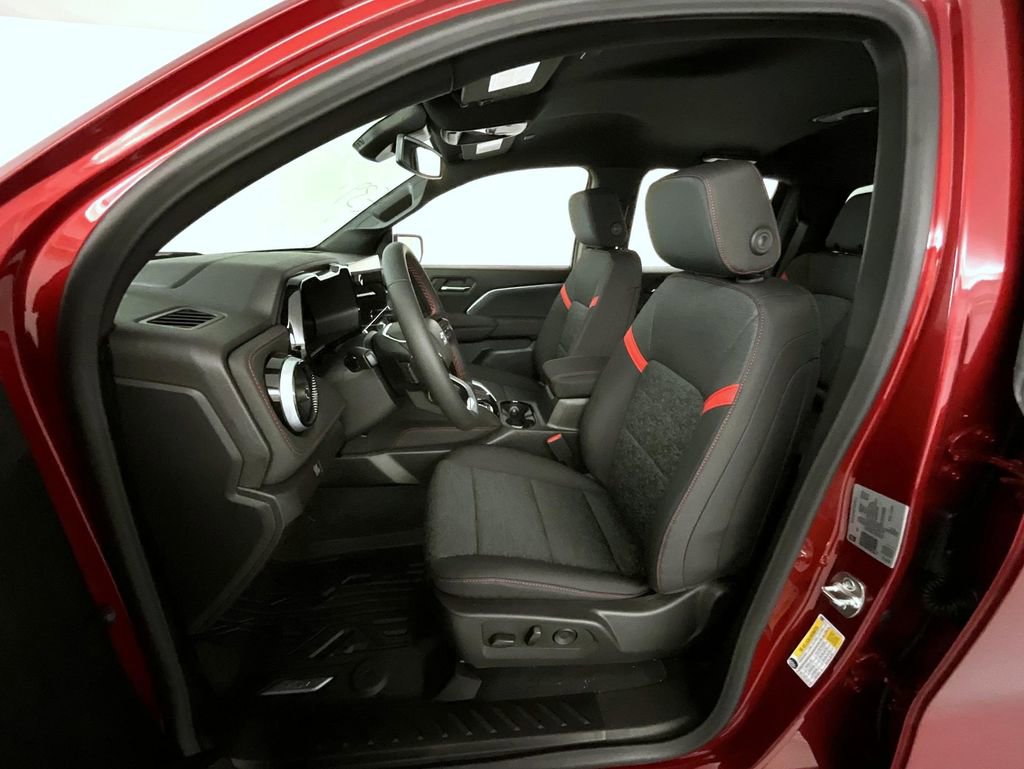 2025 Chevrolet Colorado Z71 photo 9