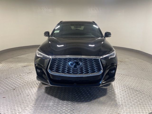 2025 Infiniti QX55 Essential photo 2