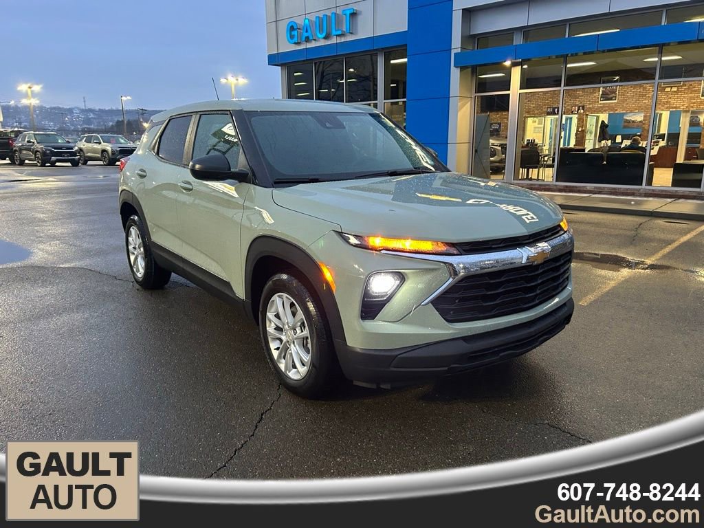 2026 Chevrolet Trailblazer LS's photo