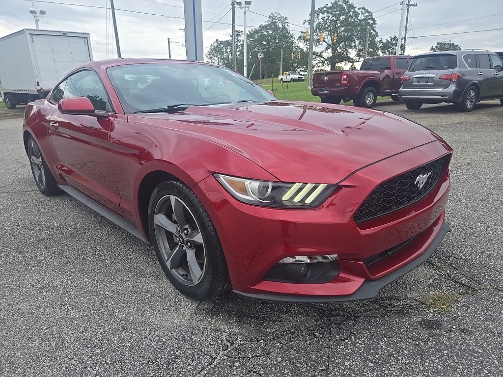 2015 Ford Mustang V6 photo 3