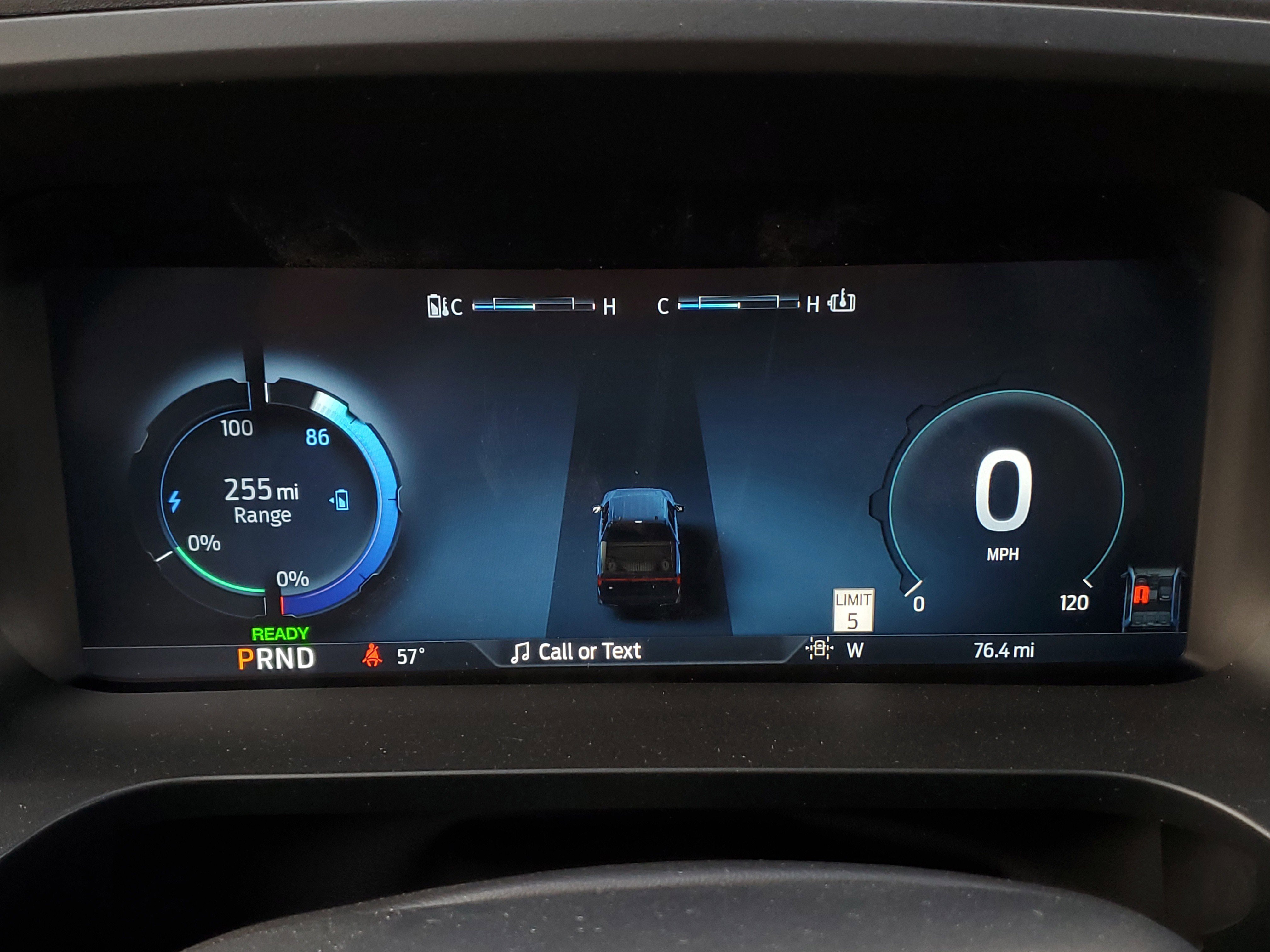 2025 Ford F-150 Lightning Lariat photo 4