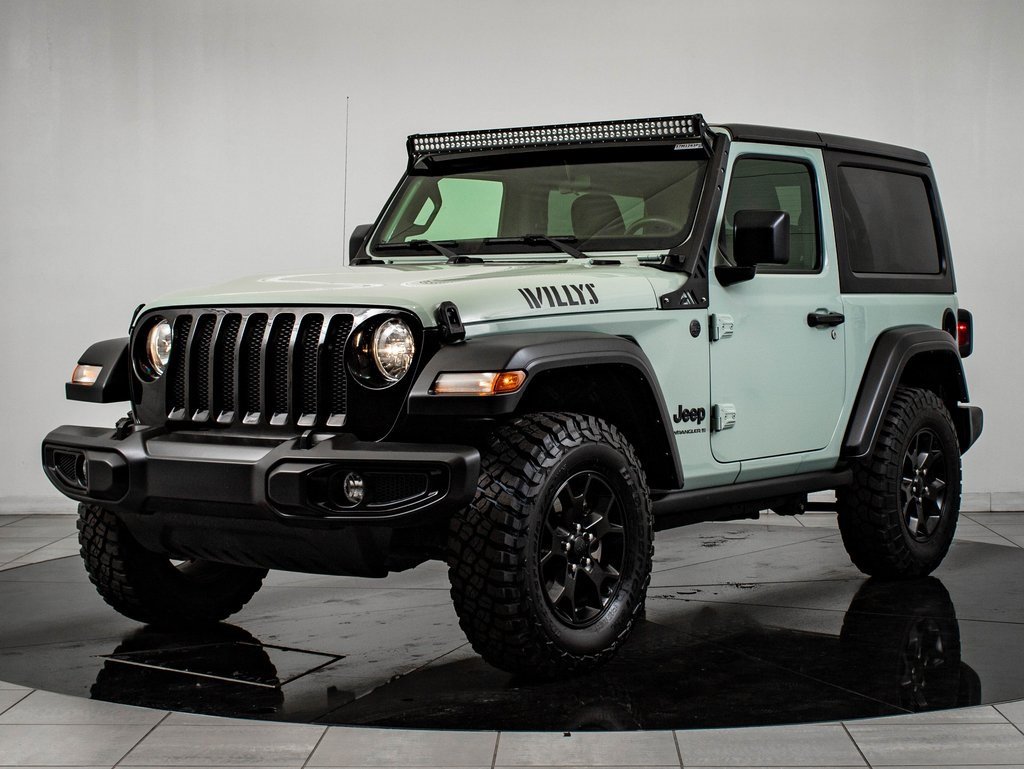 2023 Jeep Wrangler Sport's photo
