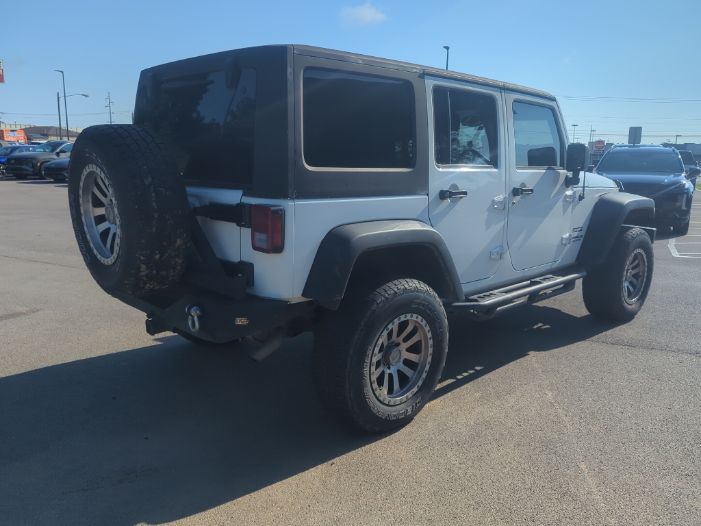 2013 Jeep Wrangler Unlimited Sport photo 4