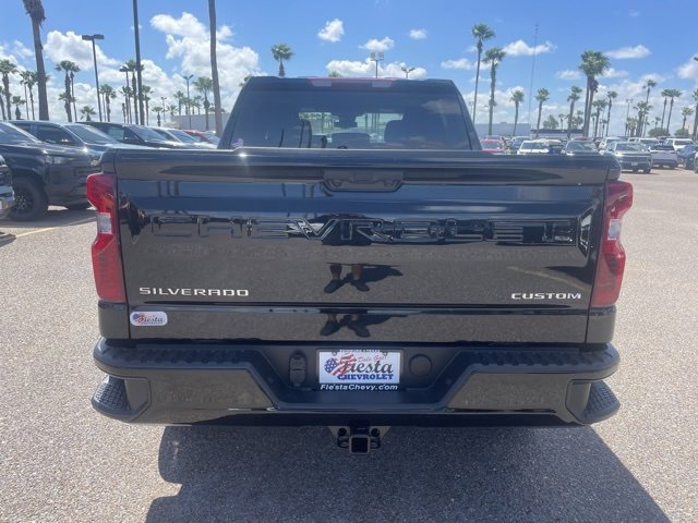2026 Chevrolet Silverado 1500 Custom photo 6