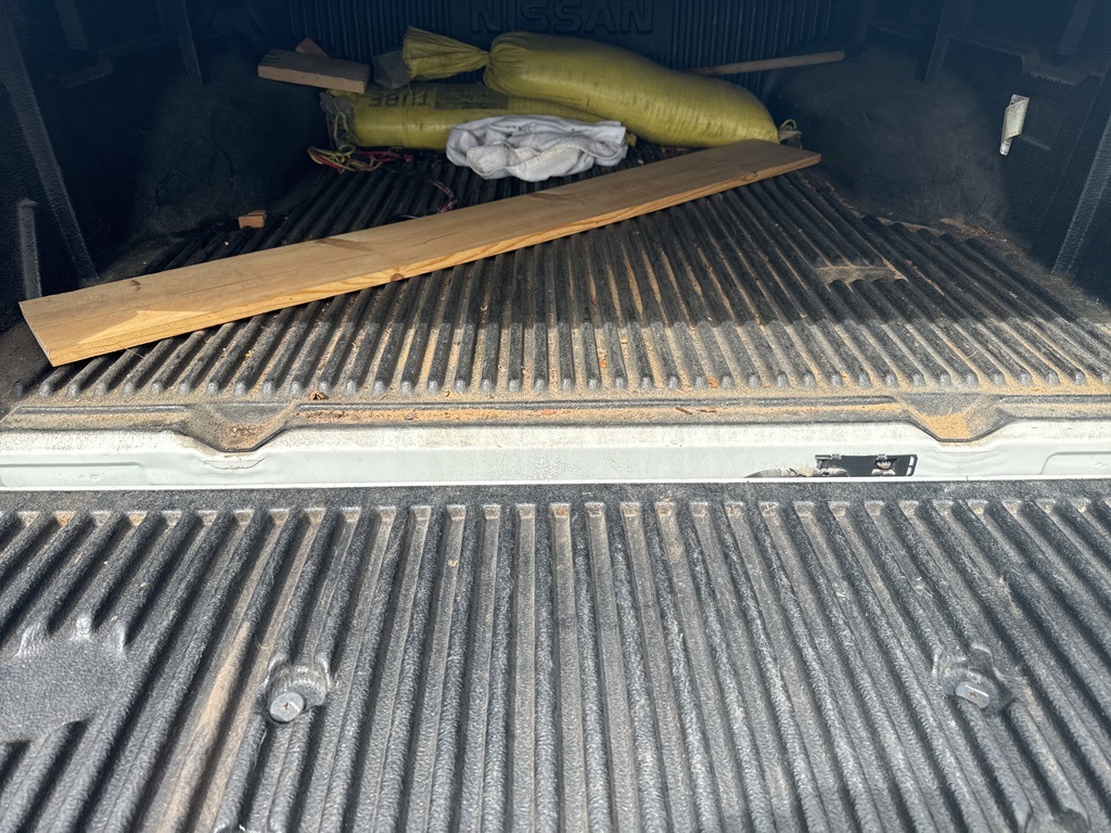 2019 Nissan Frontier SV photo 12
