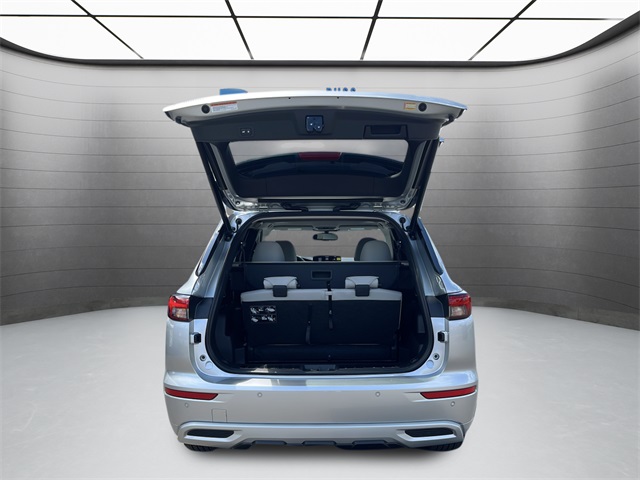 2025 Mitsubishi Outlander PHEV SEL photo 12