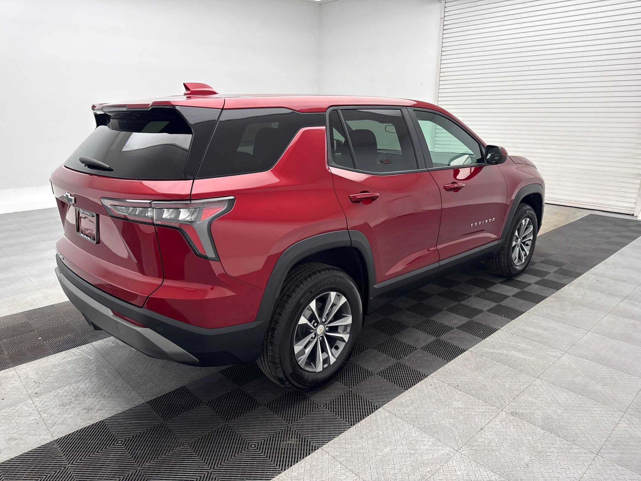 2026 Chevrolet Equinox LT photo 8