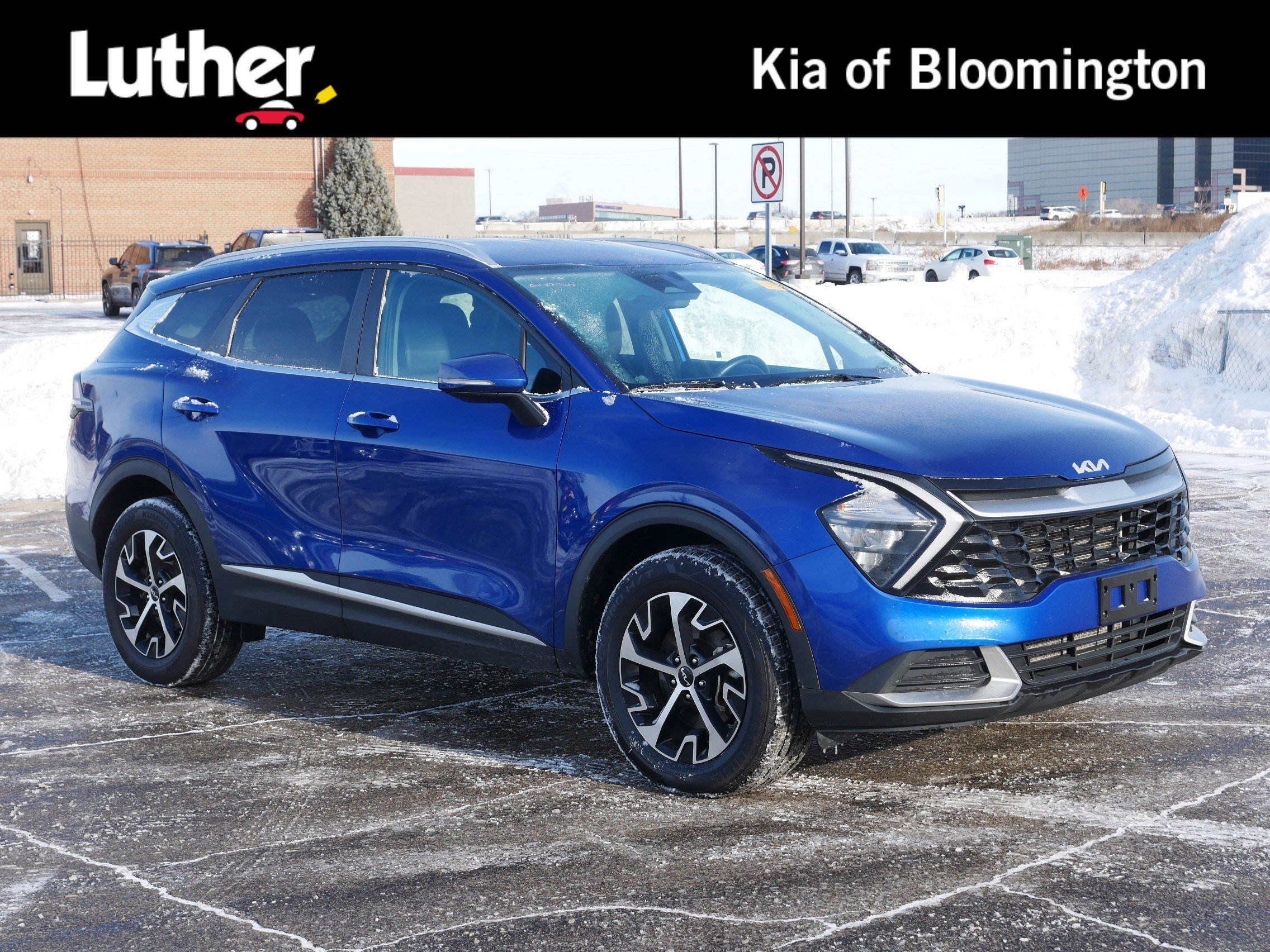 2023 Kia Sportage EX's photo