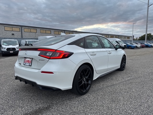 2023 Honda Civic Hatchback Sport photo 4