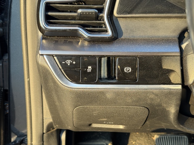 2023 Kia Sportage EX photo 17