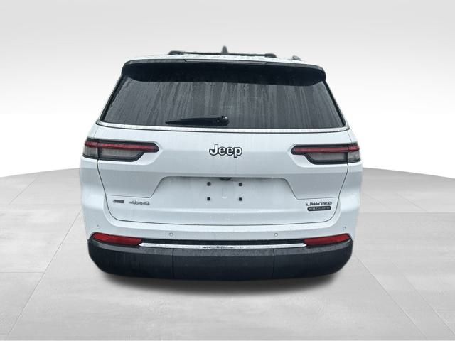 2021 Jeep Grand Cherokee Limited photo 4
