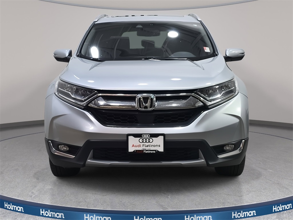 2018 Honda CR-V Touring photo 2